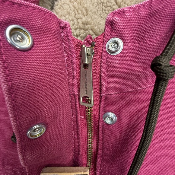 Carhartt Sandstone Berkley Jacket Sherpa Lined Women Medium 100657 654 Raspberry - Picture 13 of 16